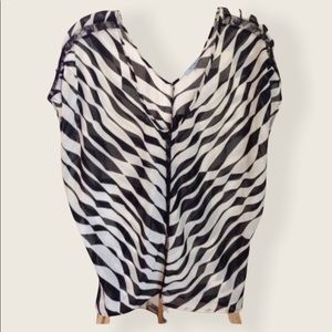 🔴Black/Off White Light Georgette Top 🎈🎉💃